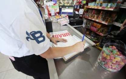 Clausuran un supermercado que aplicó un recargo en la tarjeta Alimentar