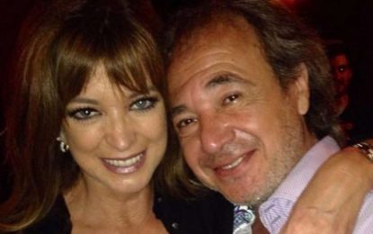 Adriana Salgueiro y Alejandro Arellano celebraron 25 años de amor