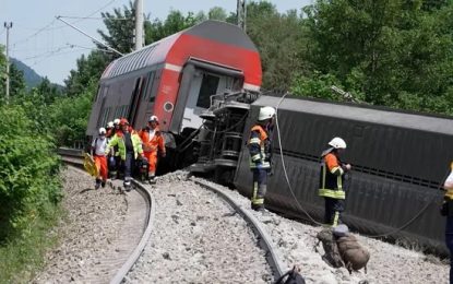 Tragedia en Alemania por el descarrilamiento de un tren