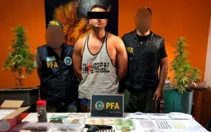 Detienen «Emi Trix» y su novia instagramer por ser parte de organización narco dedicada al trafico de drogas de diseño