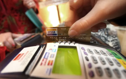 Es oficial el cambio en la forma de pagar con tarjetas de crédito y débito: todos los detalles