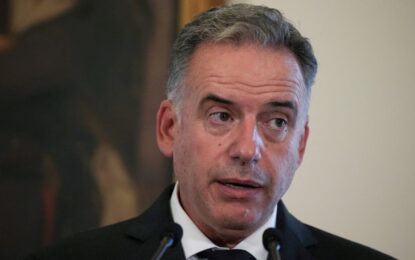 Yamandú Orsi le respondió a Milei por su amenaza de salir del Mercosur: “Hay que avanzar sin que sea un freno”