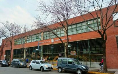 Parque Chacabuco: denuncian que quisieron raptar a una nena a la salida de la escuela