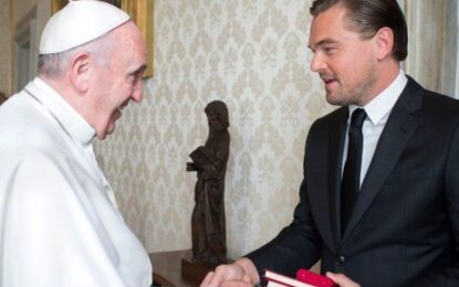 El emotivo mensaje de Leonardo DiCaprio por la muerte del papa Francisco: «Líder transformador»