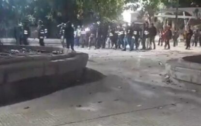 Sorpresivo operativo policial contra manteros en Chacarita