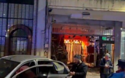 Choque en Recoleta: un conductor borracho iba a contramano y embistió a un taxi