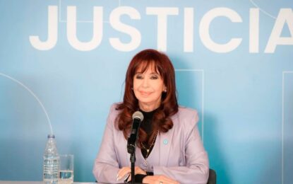 Cristina Kirchner quedó presa en su departamento de Constitución: el juez ordenó que use tobillera electrónica