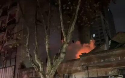 Incendio en un edificio de San Telmo afectó a tres pisos