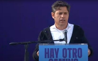 Axel Kicillof lanzó el «Movimiento Derecho al Futuro» y apuntó contra Javier Milei