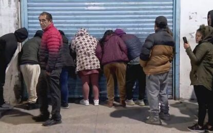 Nuevo operativo en La Salada: secuestro de mercadería y tensión en el lugar