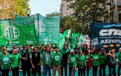 ATE convocó a un paro el próximo miércoles y llamó a acompañar a Cristina Kirchner a Comodoro Py