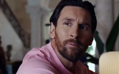 A horas de debutar en el Mundial de Clubes, Lionel Messi protagonizó una publicidad épica