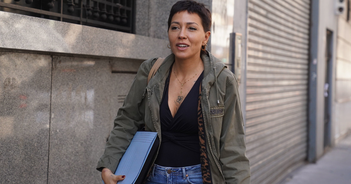 mayra-mendoza,-la-intendenta-ultra-cristinista-que-se-tatuo-la-cara-de-nestor-kirchner