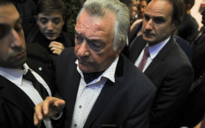 En medio de una fuerte interna gremial, investigan a Luis Barrionuevo por un fraude millonario
