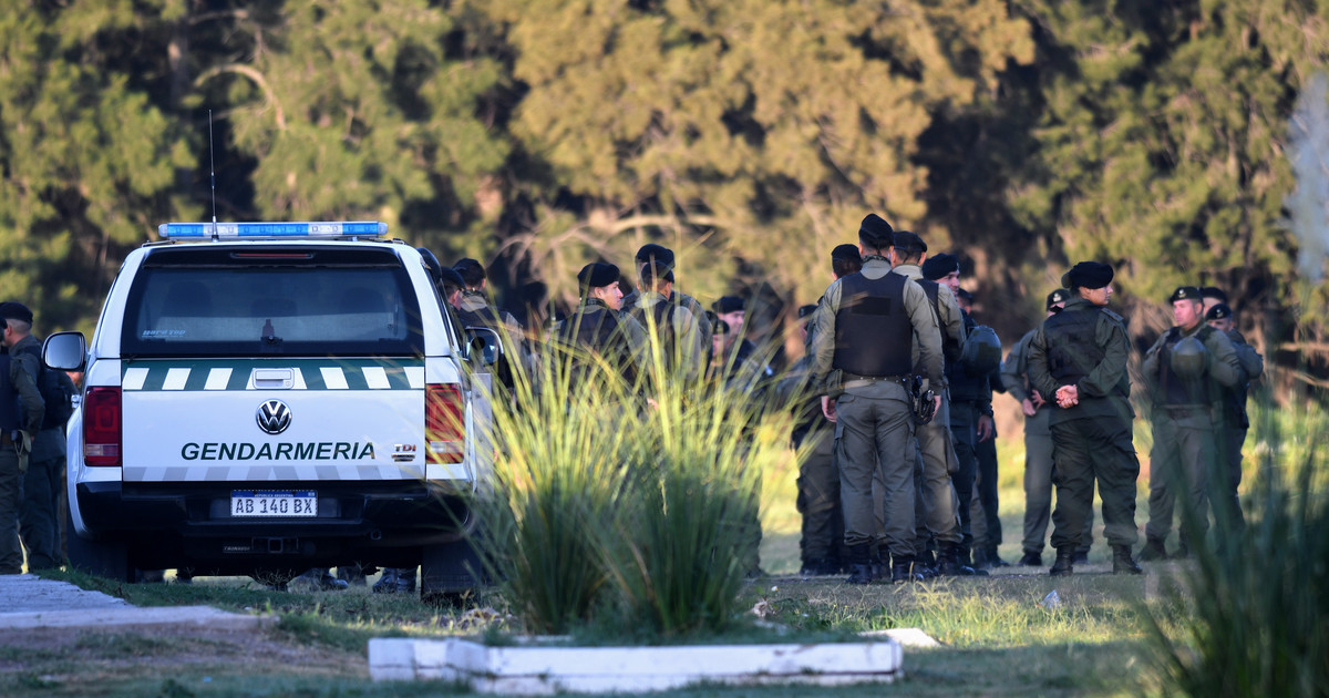 cuatro-gendarmes-fueron-detenidos-en-rosario:-le-habia-robado-mas-de-un-millon-de-pesos-a-una-pareja