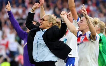 El método Sarina Wiegman, la DT reina del fútbol europeo que logró otro hito en su carrera y ya supera a Del Bosque y a Deschamps