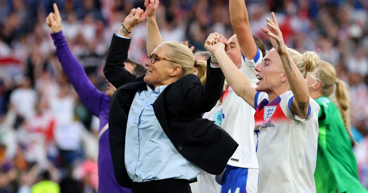 el-metodo-sarina-wiegman,-la-dt-reina-del-futbol-europeo-que-logro-otro-hito-en-su-carrera-y-ya-supera-a-del-bosque-y-a-deschamps