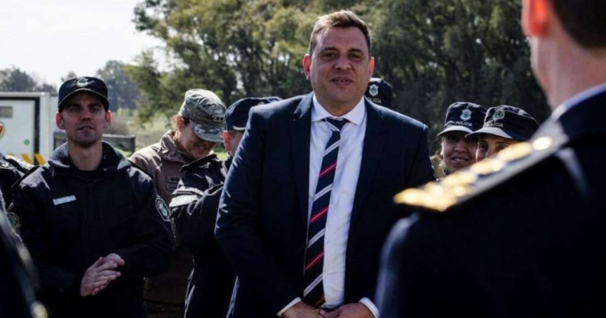 purga-en-la-bonaerense:-en-el-gobierno-de-kicillof-sospechan-que-hay-mas-policias-involucrados-en-la-maniobra-con-el-candidato-libertario