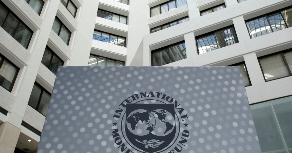 el-fmi-aprobo-un-desembolso-de-us$-2.000-millones-y-se-modifico-el-cronograma-de-las-reservas