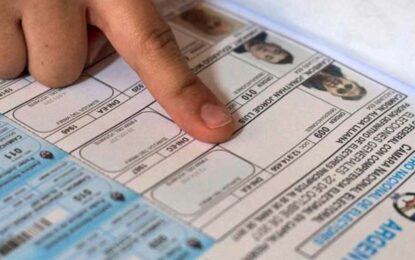 La mayoría de los bonaerenses cambia de escuela para votar por una modificación del padrón con inteligencia artificial
