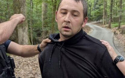 Revelan los antecedentes de Austin Drummond, el presunto asesino de los padres, la abuela y el tío de una bebé de 7 meses