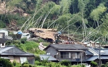 Japón urge a millones de personas a evacuar por lluvias torrenciales y aludes