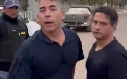 Escándalo en Chaco: denuncian que un jefe de policía borracho agredió a médicos e intervienen la comisaría