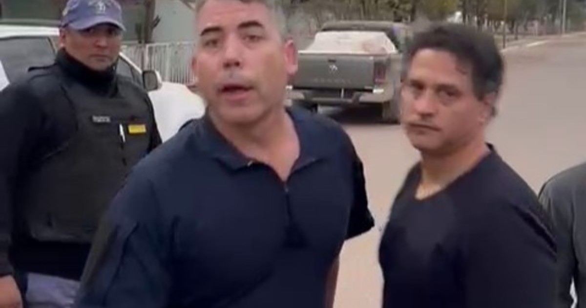 escandalo-en-chaco:-denuncian-que-un-jefe-de-policia-borracho-agredio-a-medicos-e-intervienen-la-comisaria