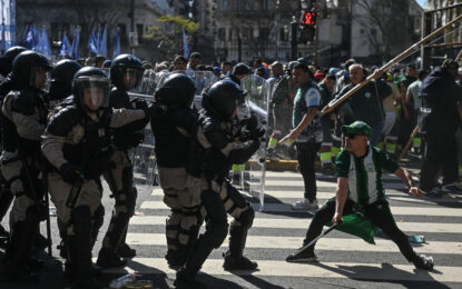 Incidentes frente al Congreso por la manifestación de trabajadores del Garrahan y estatales: aplican el protocolo antipiquetes