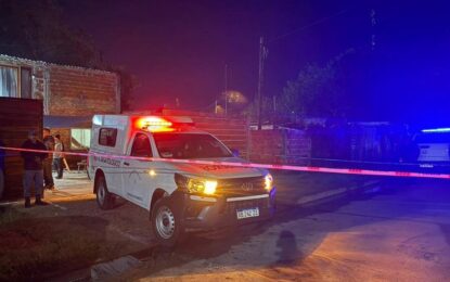 Ahorcó a su papá y escondió el cuerpo una semana en una heladera: lo descubrieron por el olor insoportable