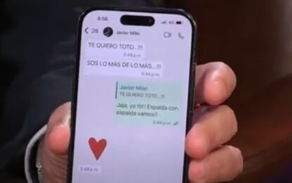 Luis Caputo volvió a desmentir una pelea con Javier Milei y mostró un chat de Whatsapp con el Presidente