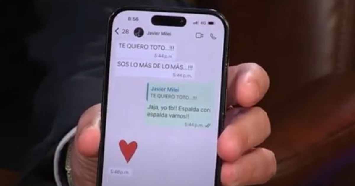 luis-caputo-volvio-a-desmentir-una-pelea-con-javier-milei-y-mostro-un-chat-de-whatsapp-con-el-presidente