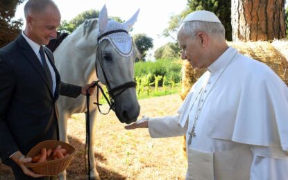 El Papa viajó a Castel Gandolfo, la residencia veraniega, e inauguró el “Borgo Laudato si”, un lugar paradisíaco pensado por el papa Francisco
