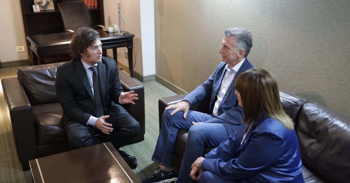 bullrich-le-hizo-un-guino,-pero-mauricio-macri-espera-un-gesto-de-los-milei-y-hay-ruido-en-la-mesa-politica-del-presidente