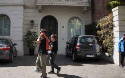 Cómo fue el robo a Pampita Ardohain en Barrio Parque y el misterio de la caja fuerte que bajaron rodando por las escaleras