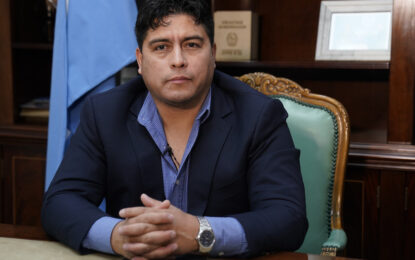 Fuerte pelea en Santa Cruz: el gobernador quiere ampliar la corte y los K se resisten