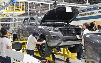 La producción automotriz cayó por segundo mes consecutivo