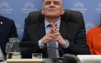 ¿Jaque mate a Espert? Buscan correrlo de Presupuesto, y algunos también expulsarlo de Diputados