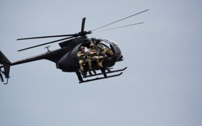 Tensión con el régimen de Nicolás Maduro: Estados Unidos desplegó helicópteros de combate cerca de Venezuela