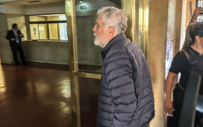 Julio de Vido se presentó en Comodoro Py y quedó detenido para cumplir la condena por la tragedia de Once