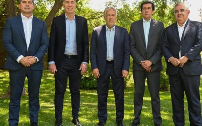 Santilli termina la ronda de reuniones con gobernadores y buscan sellar el apoyo para aprobar el Presupuesto