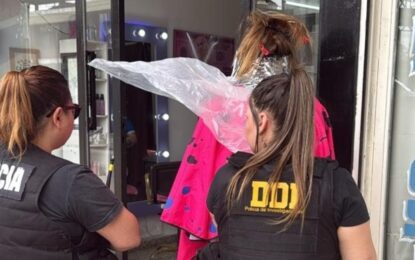 «Dejame que me saque las mechas del pelo»: detuvieron a la líder de una banda de entraderas mientras se teñía en la peluquería