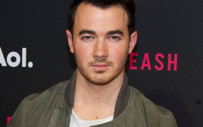 Kevin, el Jonas Brother menos famoso, se animó a cantar y a lanzarse como solista tras 20 años bajo la sombra de sus hermanos