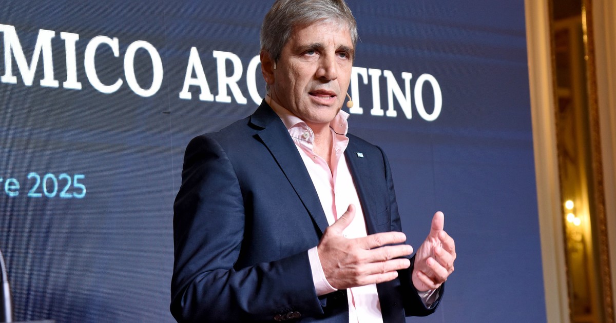 inocencia-fiscal:-caputo-prometio-avisarles-a-los-morosos,-pero-subira-mas-de-100.000%-las-multas-contra-personas-y-pymes-que-se-atrasen-ante-arca