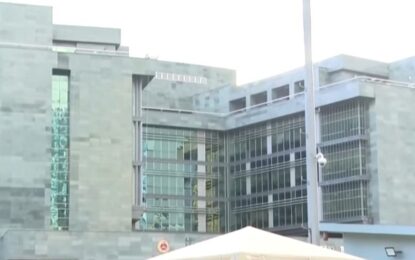 El mundo al revés: un fiscal trató de matar a tiros a una jueza y un preso la salvó