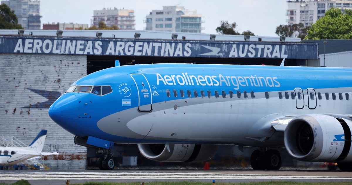 mundial-de-futbol-2026:-aerolineas-argentinas-lanzo-vuelos-especiales