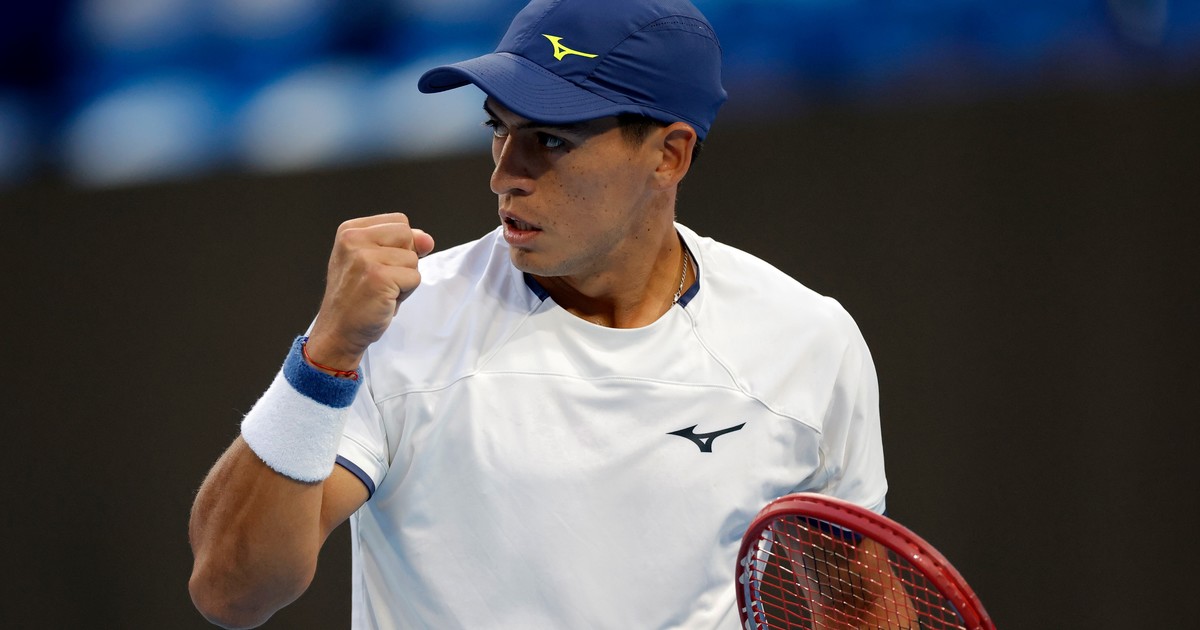 sebastian-baez-gano-dos-partidos-en-un-dia-y-se-metio-en-la-final-del-atp-250-de-auckland:-bajo-al-favorito-ben-shelton-y-despues-a-marcos-giron