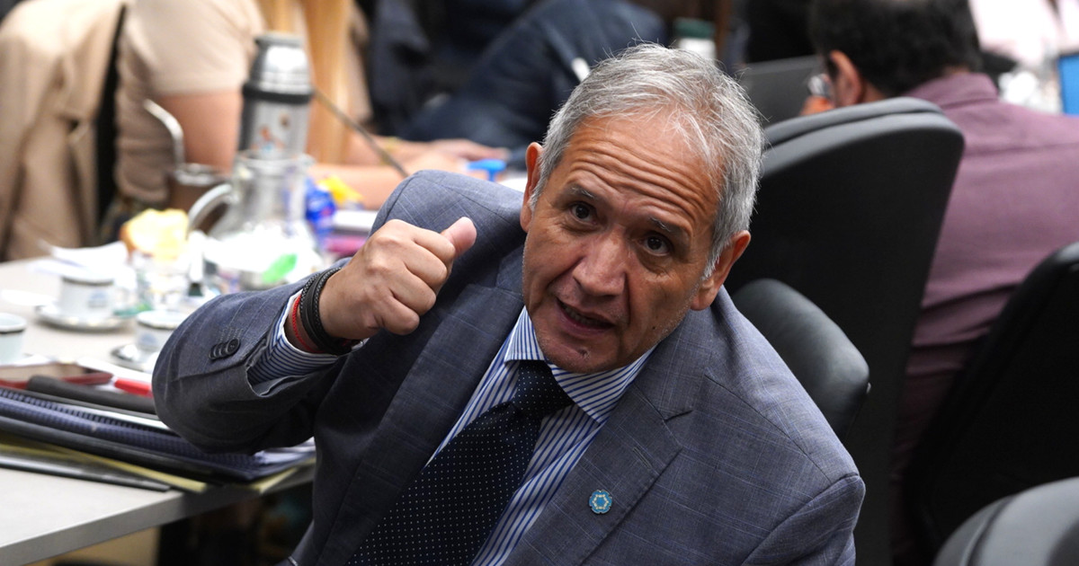 el-kirchnerismo-cierra-filas-contra-la-reforma-laboral-y-advierte:-«son-unos-delincuentes-si-votan-esto,-es-un-mamarracho-juridico»