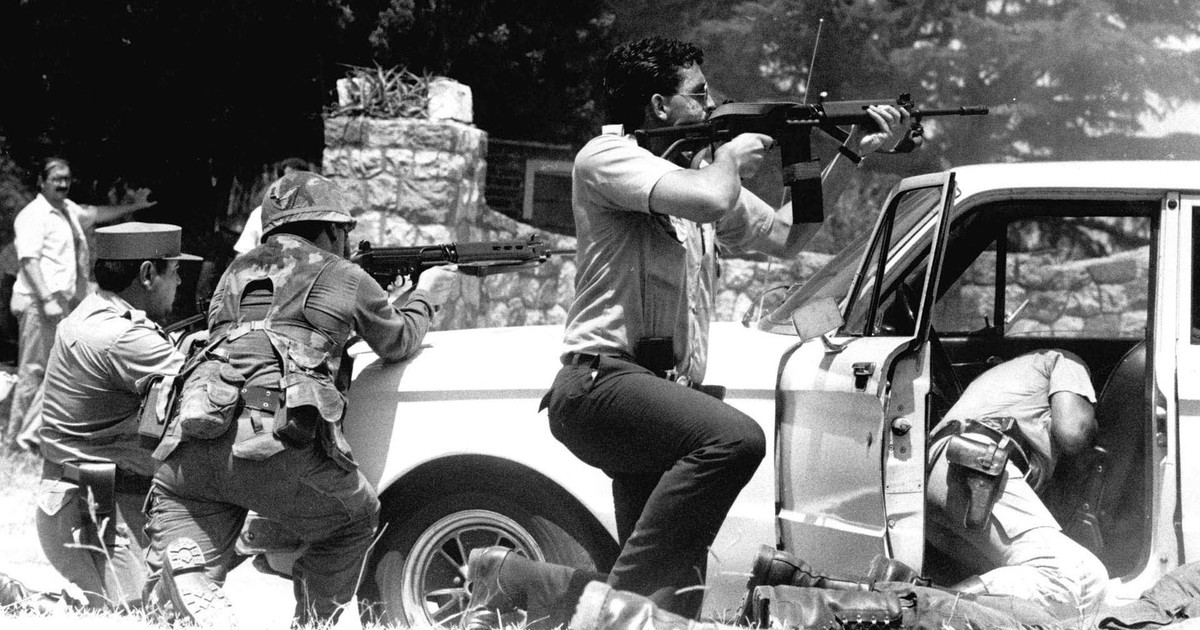 a-37-anos-del-copamiento-de-la-tablada,-realizan-un-acto-en-homenaje-a-los-militares-y-policias-fallecidos