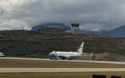 Revuelo por un avión militar de los Estados Unidos que aterrizó en Ushuaia y que trasladaba congresistas